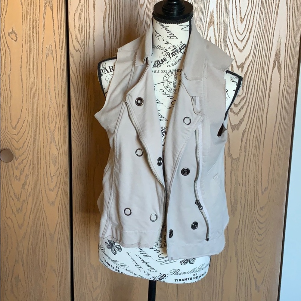 Women’s BKE Vest